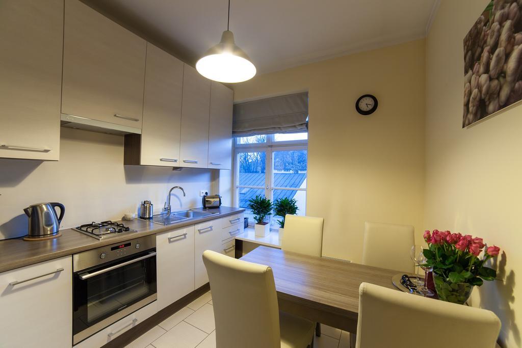 Place 4 You Apartments Krasków Rom bilde