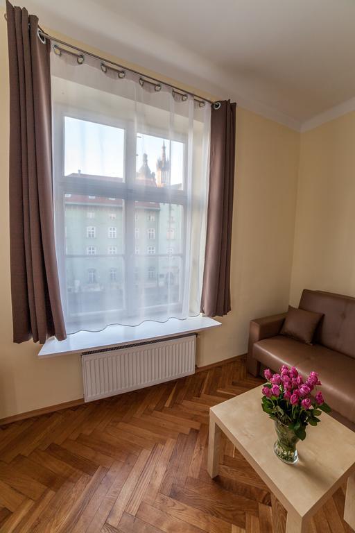 Place 4 You Apartments Krasków Rom bilde