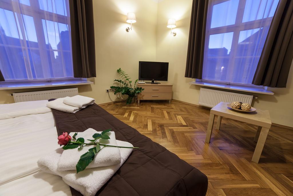Place 4 You Apartments Krasków Rom bilde