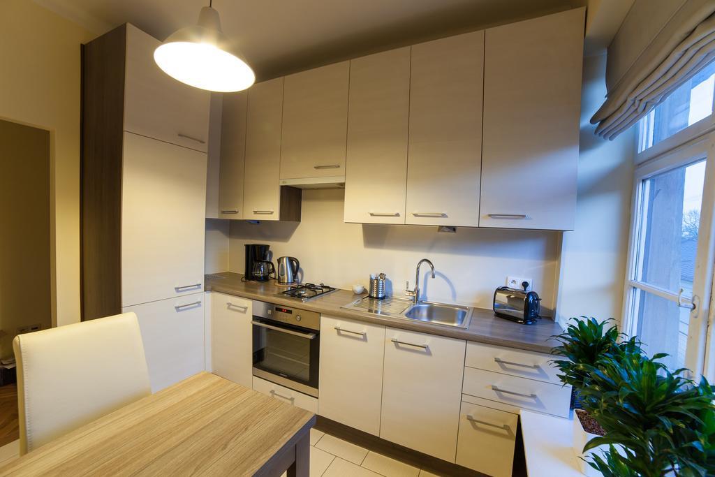 Place 4 You Apartments Krasków Rom bilde